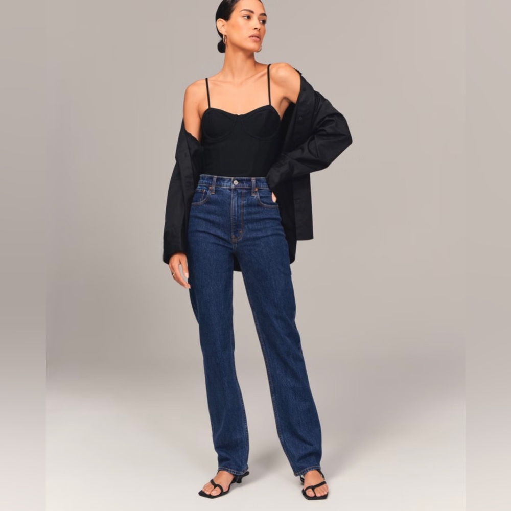 Abercrombie Ultra High Rise 90s Straight